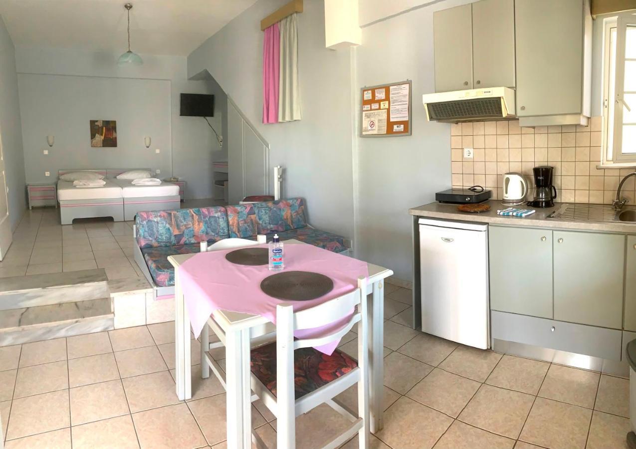 Ermis Suites Platanias  Phòng bức ảnh