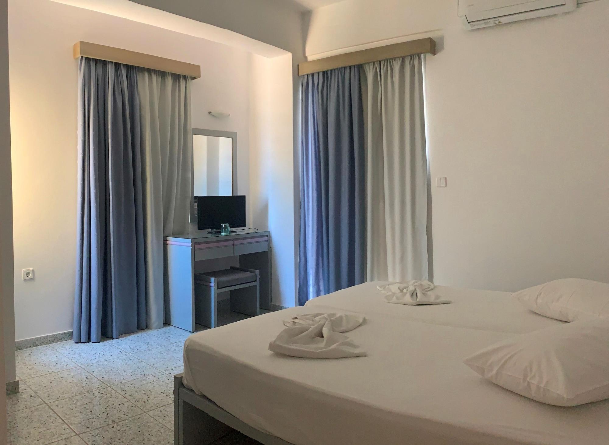 Ermis Suites Platanias  Ngoại thất bức ảnh