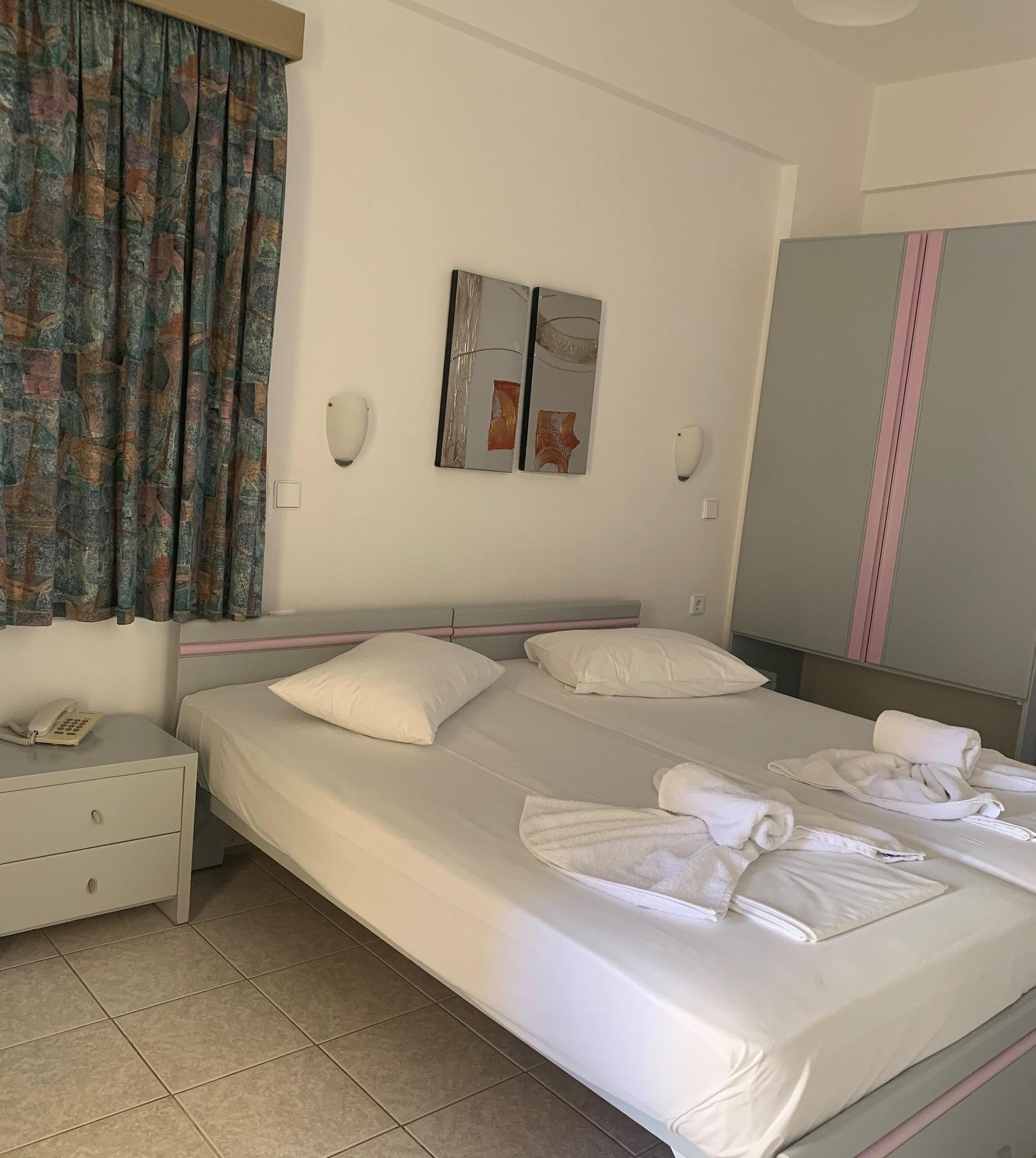 Ermis Suites Platanias  Ngoại thất bức ảnh