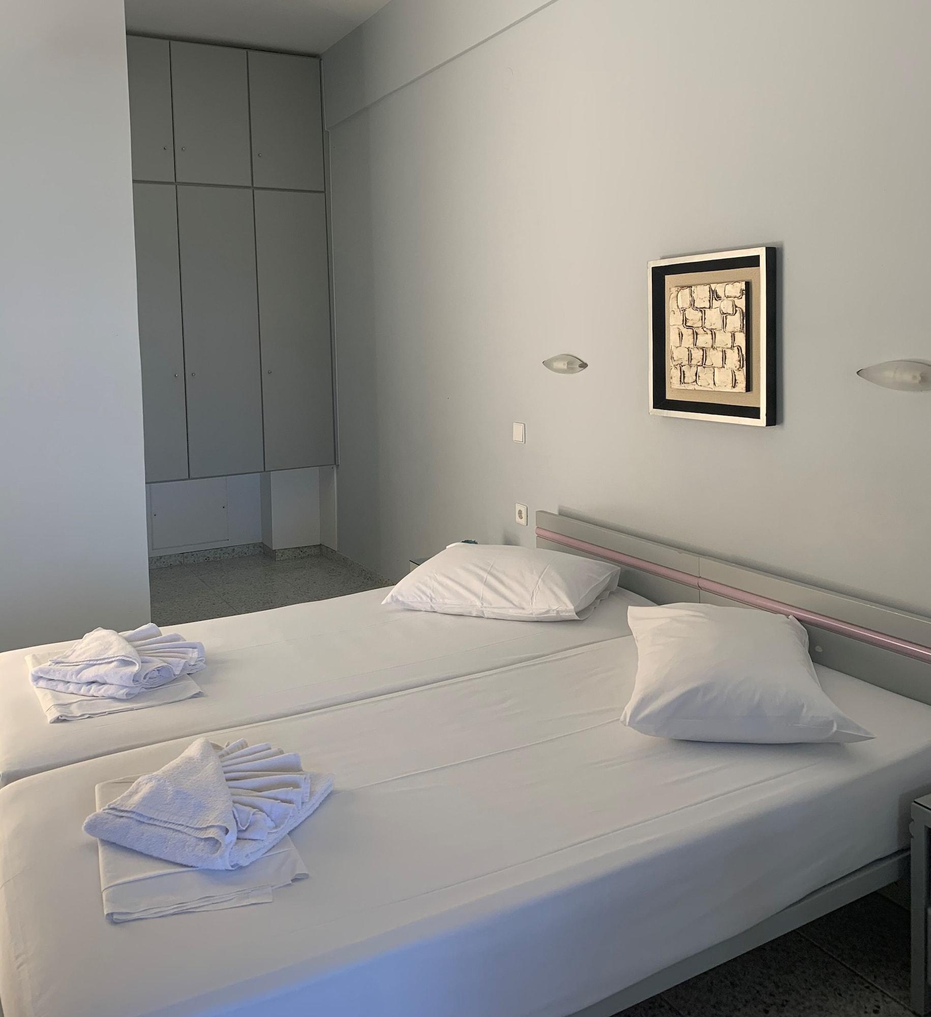 Ermis Suites Platanias  Ngoại thất bức ảnh