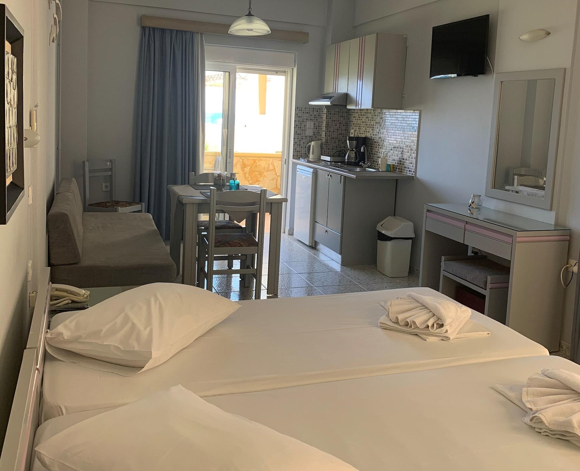 Ermis Suites Platanias  Ngoại thất bức ảnh