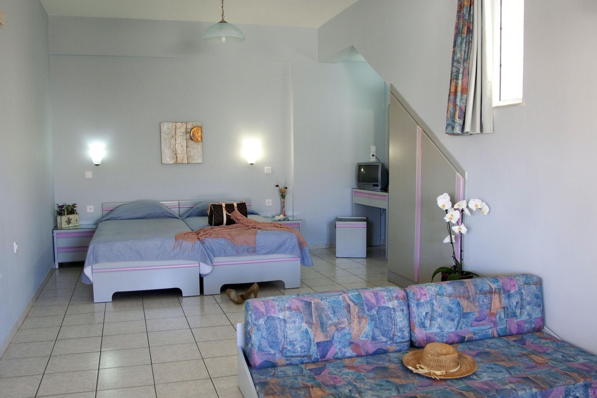 Ermis Suites Platanias  Ngoại thất bức ảnh