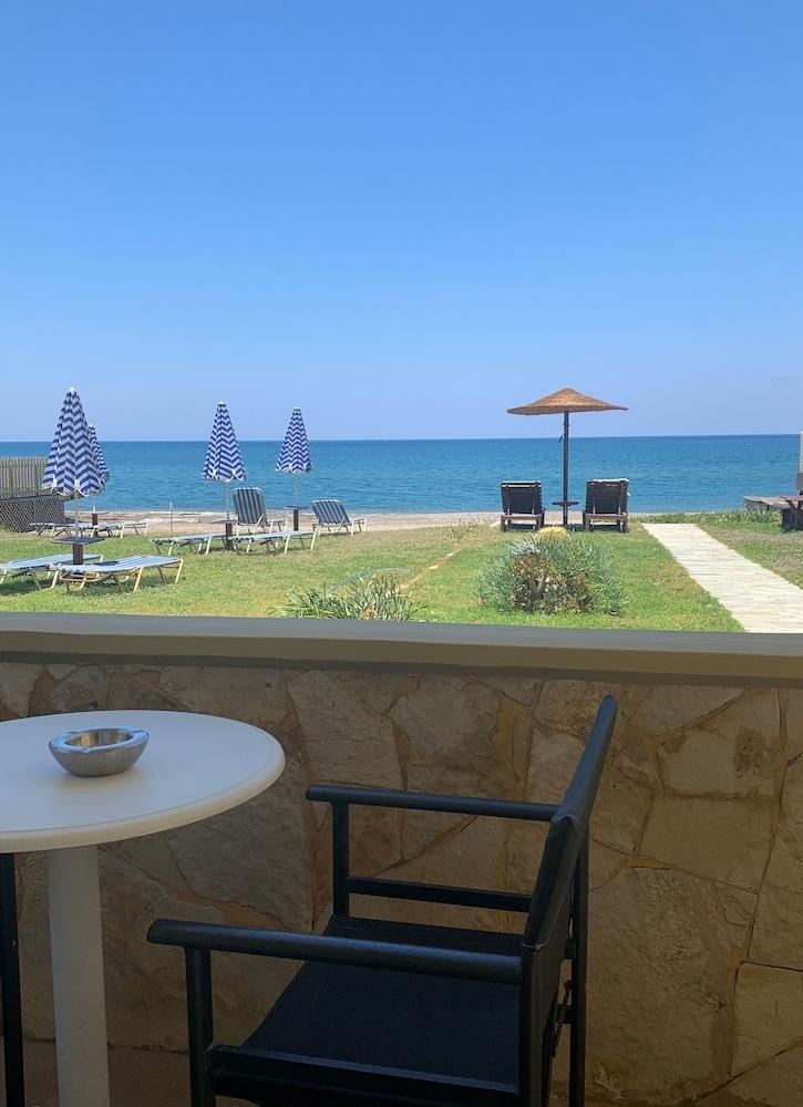 Ermis Suites Platanias  Ngoại thất bức ảnh