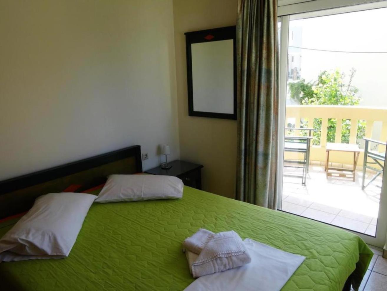 Ermis Suites Platanias  Phòng bức ảnh