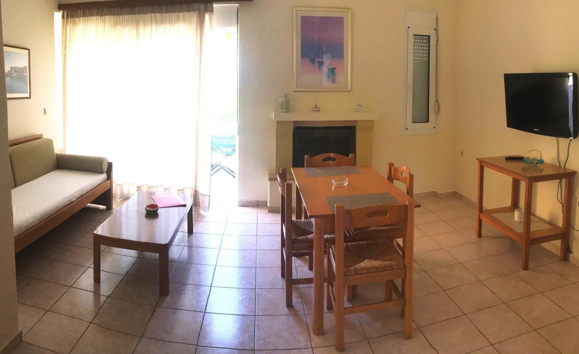 Ermis Suites Platanias  Ngoại thất bức ảnh