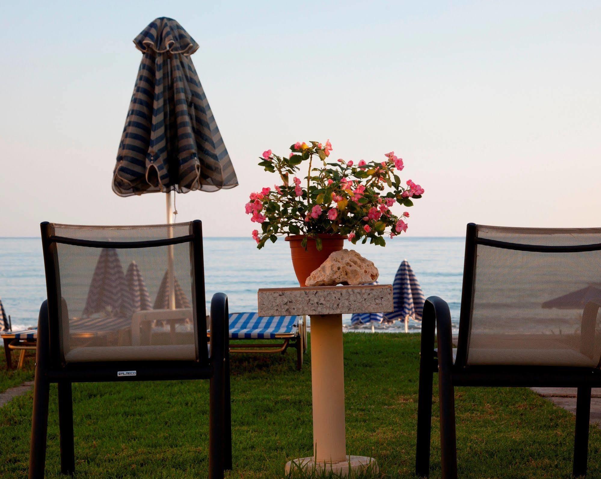 Ermis Suites Platanias  Ngoại thất bức ảnh